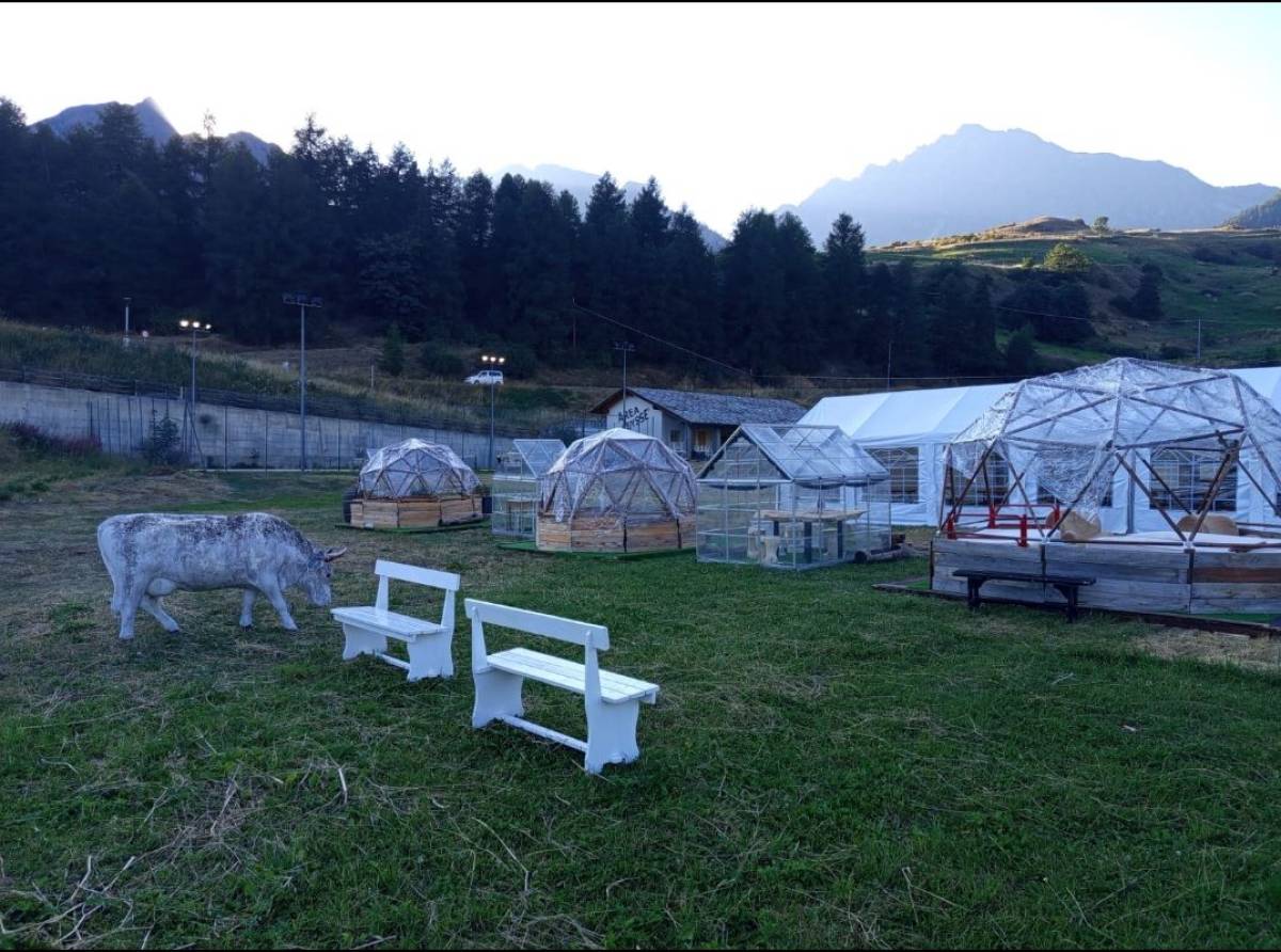 Dalle Alpi alle stelle: l’esperienza unica degli Egloo trasparenti. A Saint-Barthélemy sotto un cielo di cristallo